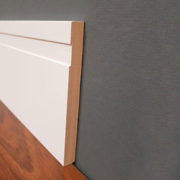 Zocalo MDF con calle blanco 12 mm X 70mm X 2.75 mts